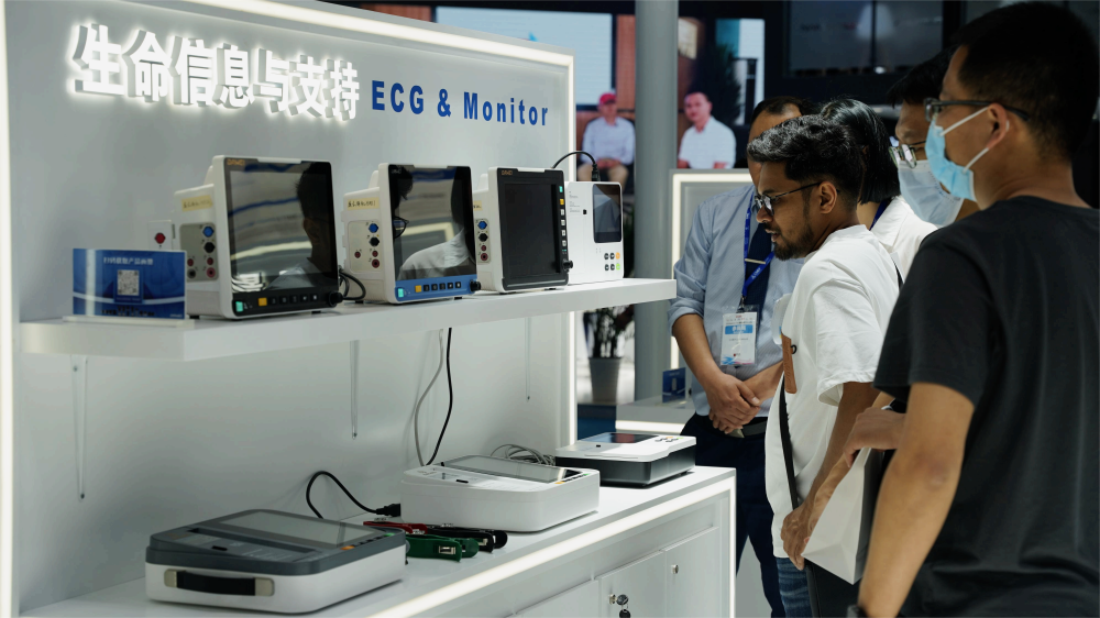 Grand Debut of ECG Machines and Patient Monitors at Shanghai Spring 2023 CMEF Exhibition